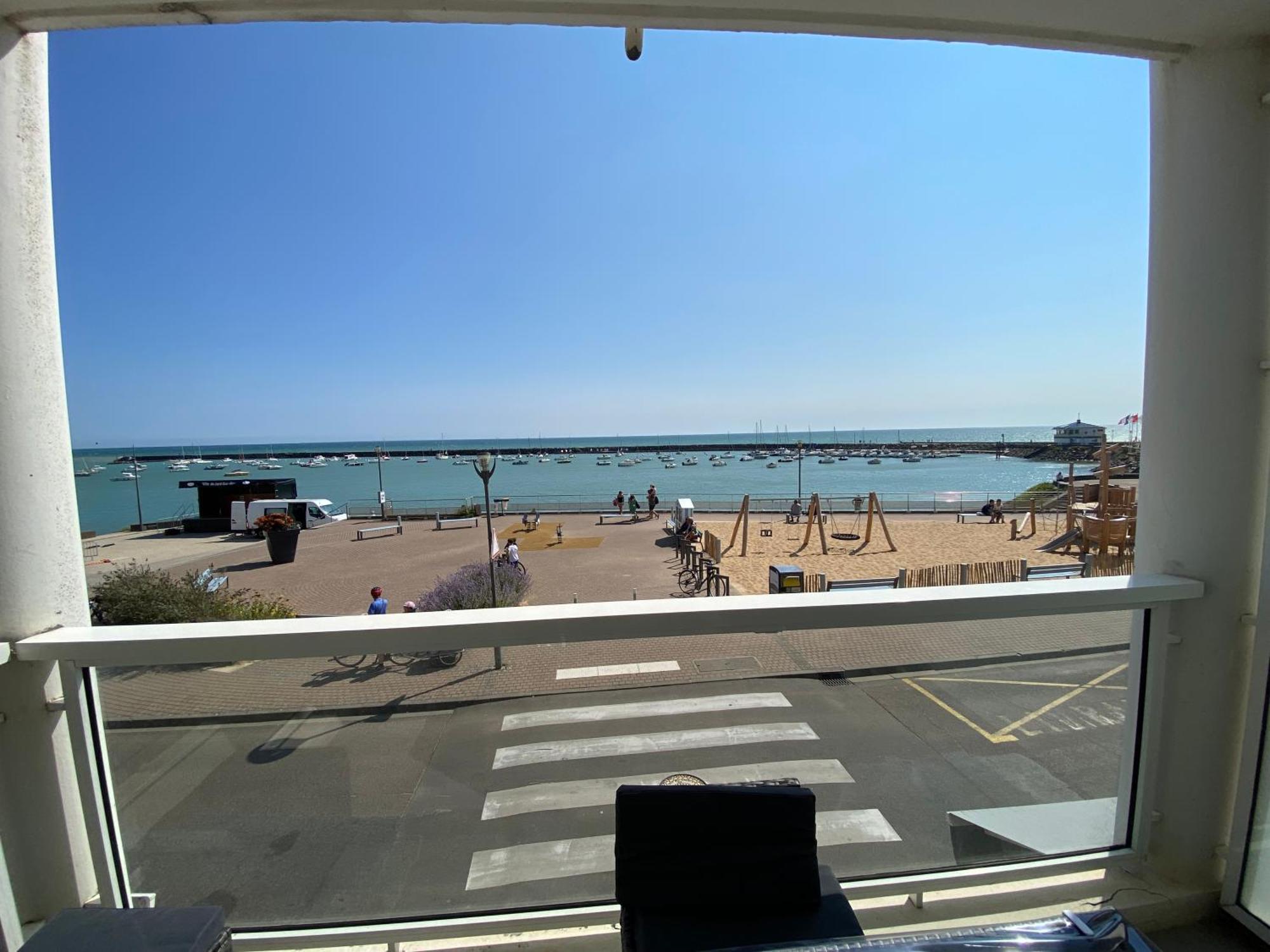 Appartement Vue Sur Mer Et Le Port Жар-сюр-Мер Екстер'єр фото